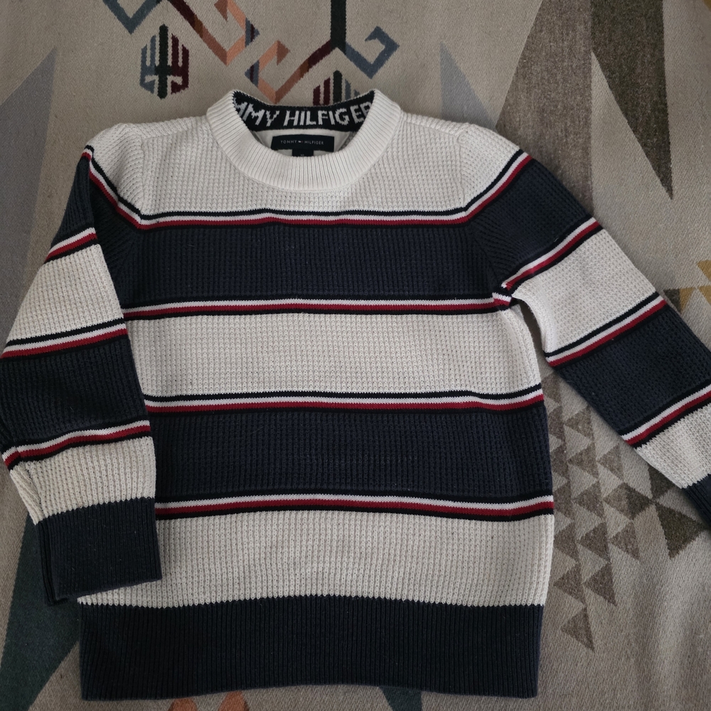 Tommy Hilfiger Boy's Sweater in Navy, White, and Red XS 4/5